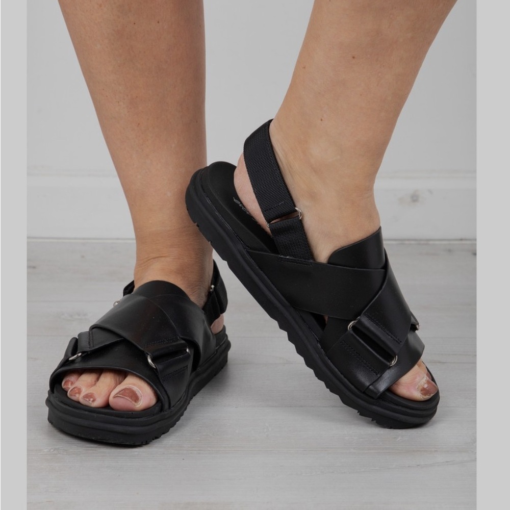 Emu Australia Lyrebird sandals
